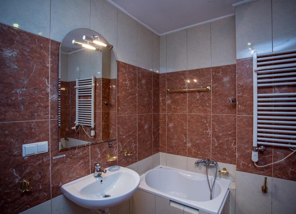 Hostel Florencja Величка Екстериор снимка