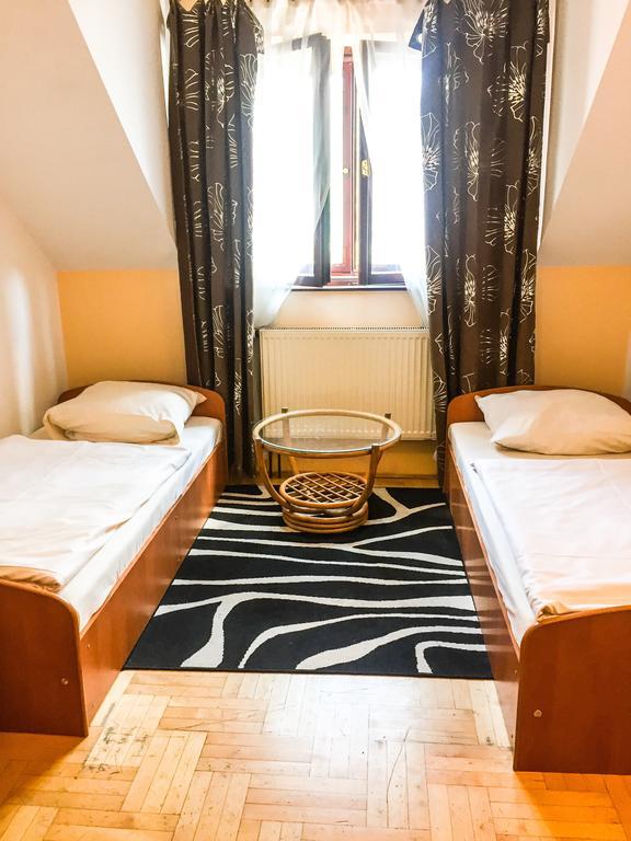 Hostel Florencja Величка Екстериор снимка